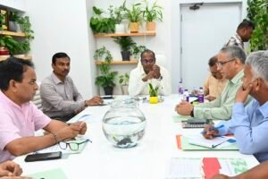 एसआईआर प्रक्रिया को और प्रभावी बनाने पर मंथन, मुख्य निर्वाचन अधिकारी ने राजनीतिक दलों से मांगे सुझाव