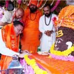 टपकेश्वर महादेव की भव्य शोभायात्रा में शामिल हुए सीएम धामी