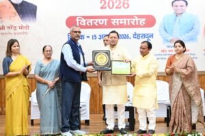 पं. दीनदयाल उपाध्याय पुरस्कार समारोह में मेधावी छात्र-छात्राओं का बढ़ा मान, छह प्रधानाचार्य भी सम्मानित